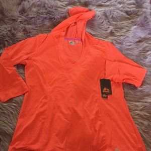 RBX Large light weight pull over! NWT